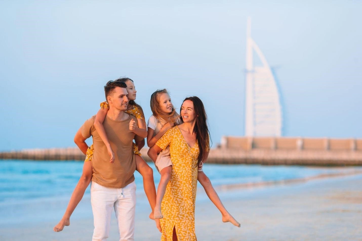 Personalized Experiences in Holiday Homes: Redefining the Way We Vacation in Dubai