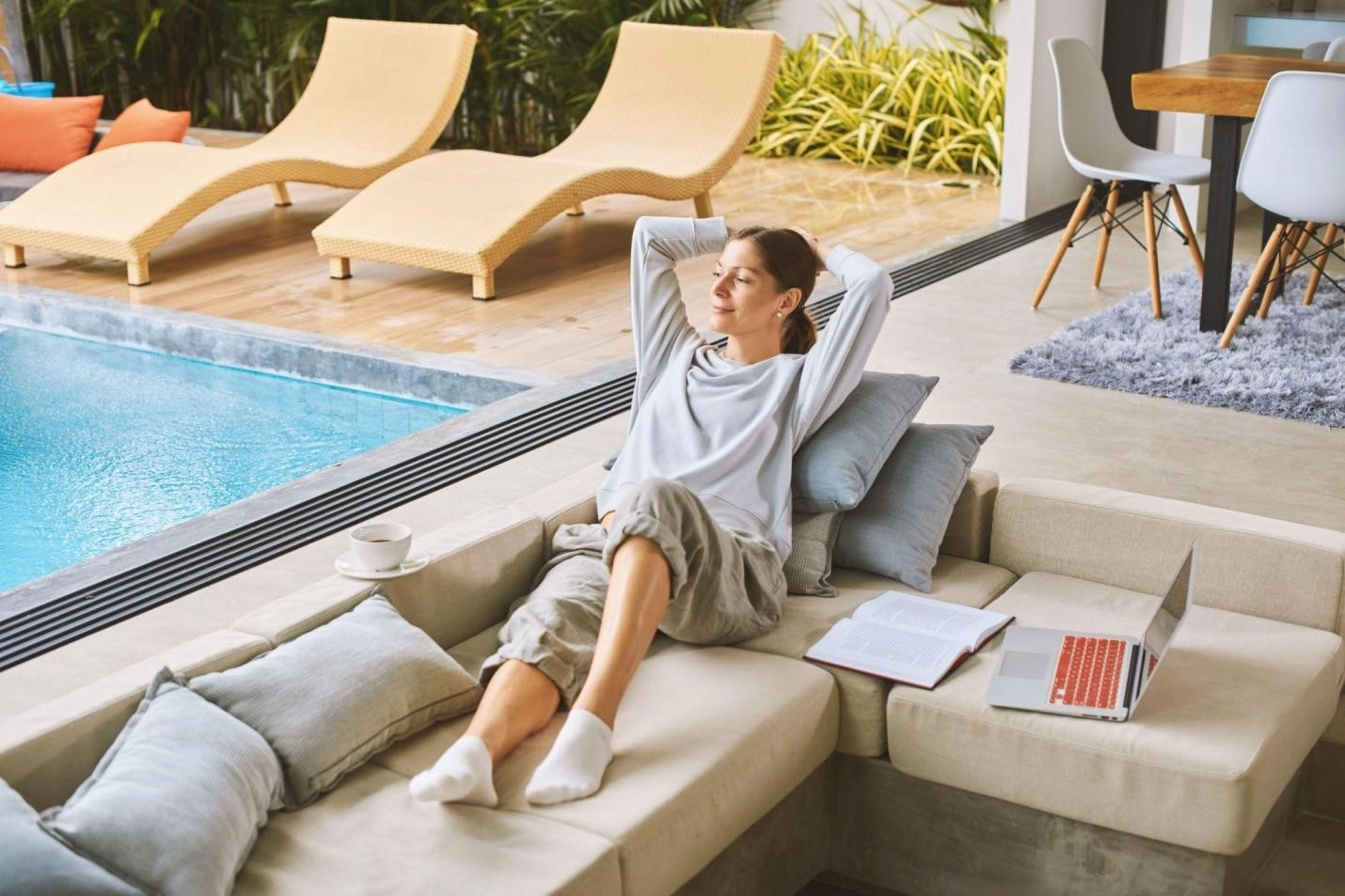 Why Dubai Holiday Homes Are Ideal for Remote Workers and Digital Nomads with Nexus Living Holidays